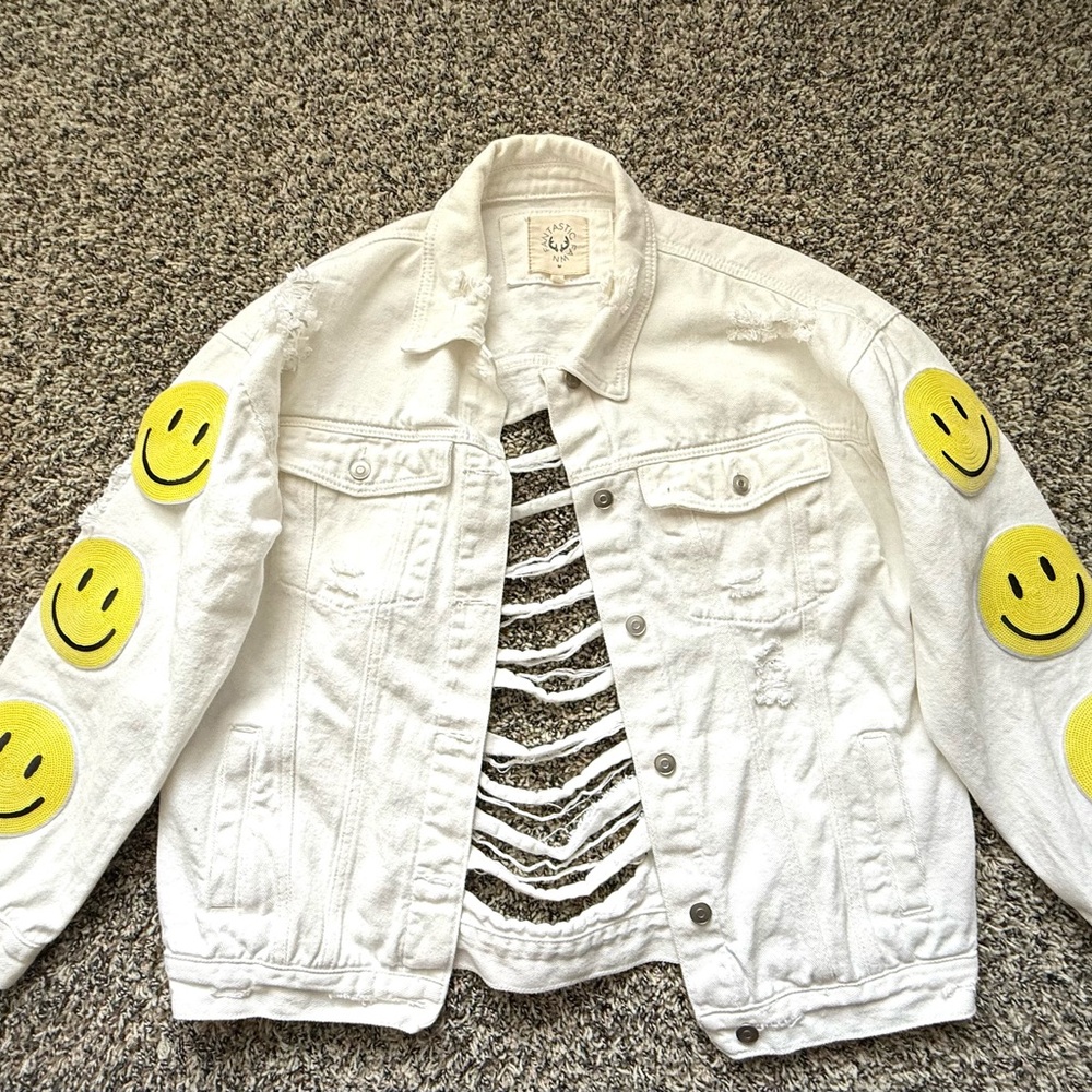 Fantastic Fawn Happy Face Distressed Denim Jacket White Destroyed Back M/L